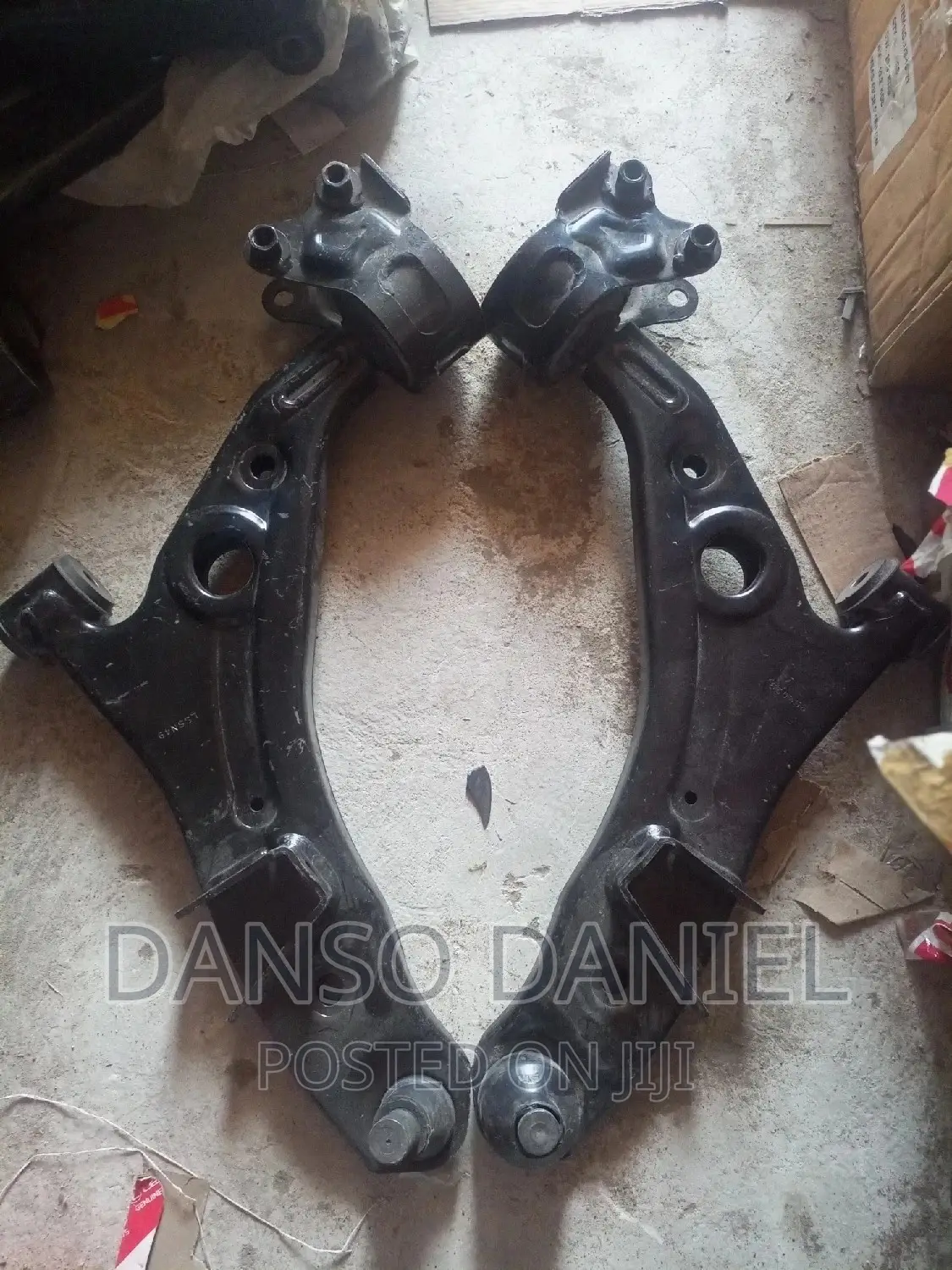 Ford Edge Lower Arm Control