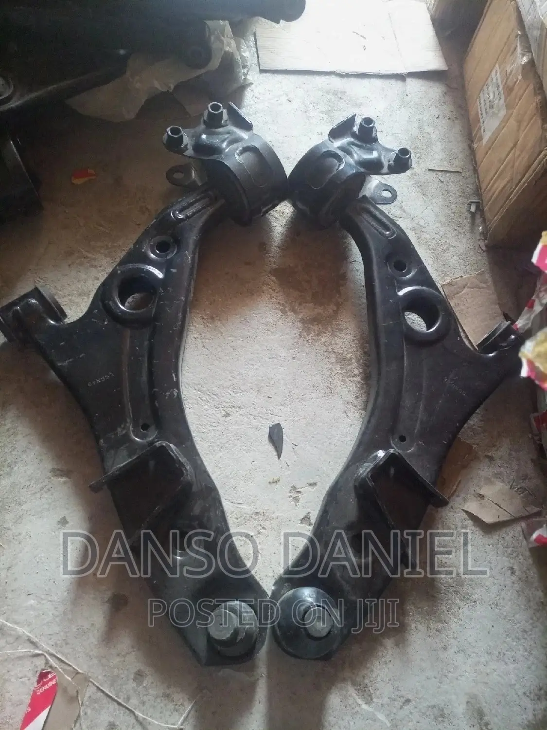 Ford Edge Lower Arm Control