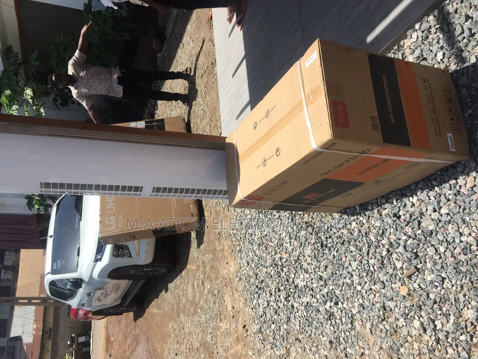  TCL 2.5HP Floor Standing Air Conditioner