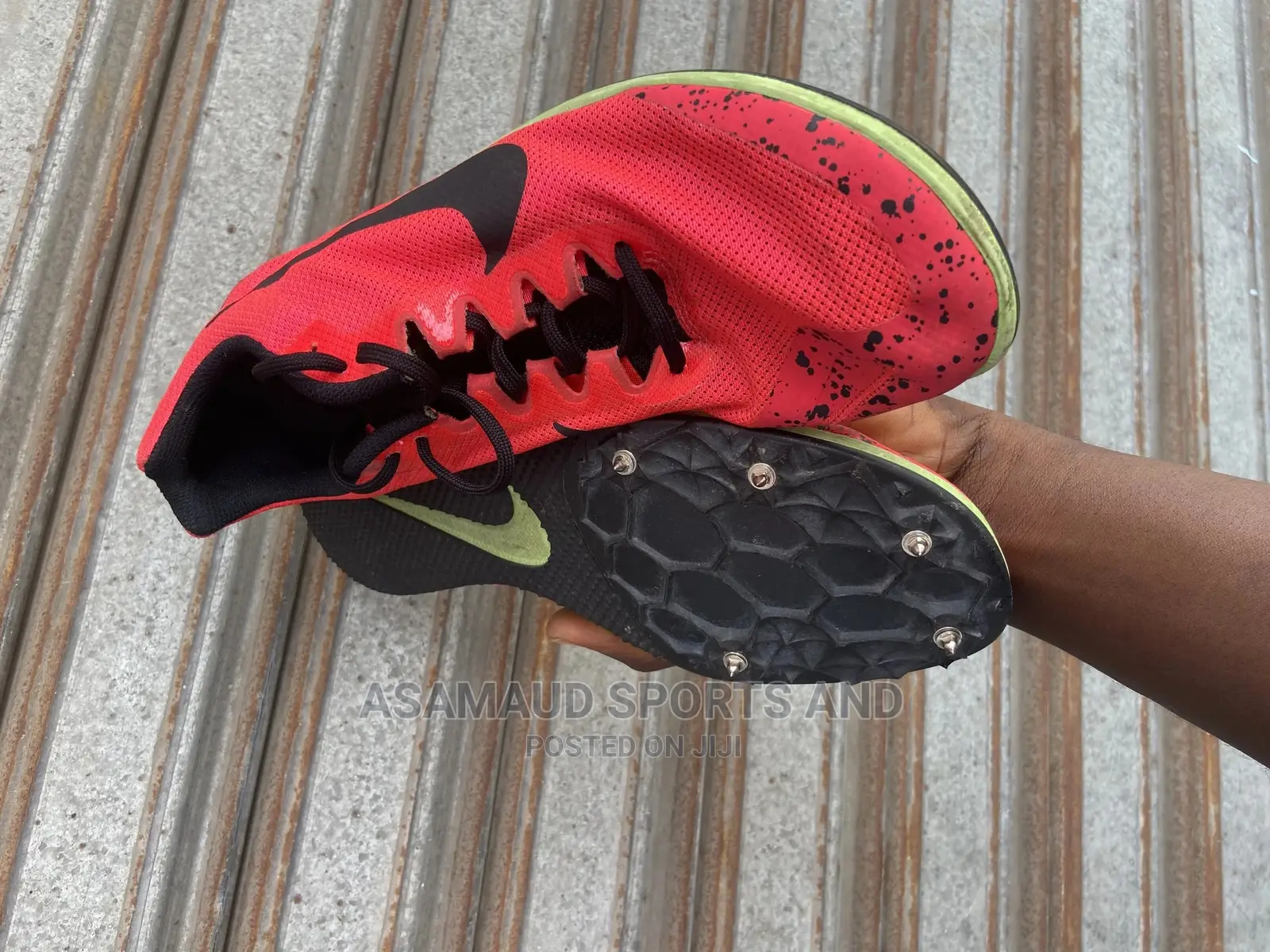 Running Spikes at Cool Price