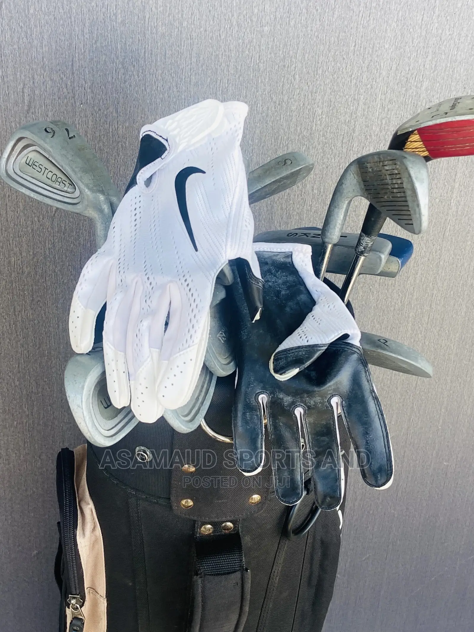 Original Set of Golf Club With Gloves at Cool Price