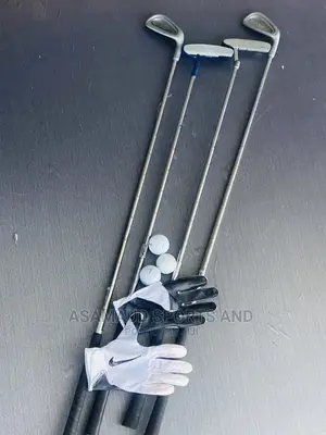 Original Set of Golf Club With Gloves at Cool Price