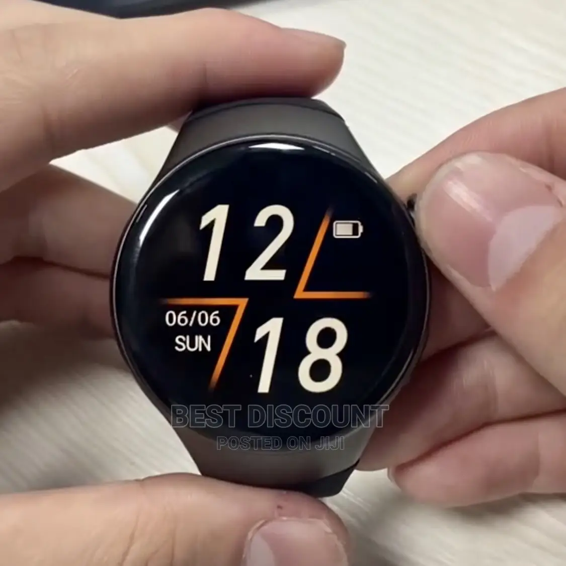 Make Phone Calls With the Lc301 Smartwatch Fitness Tracker