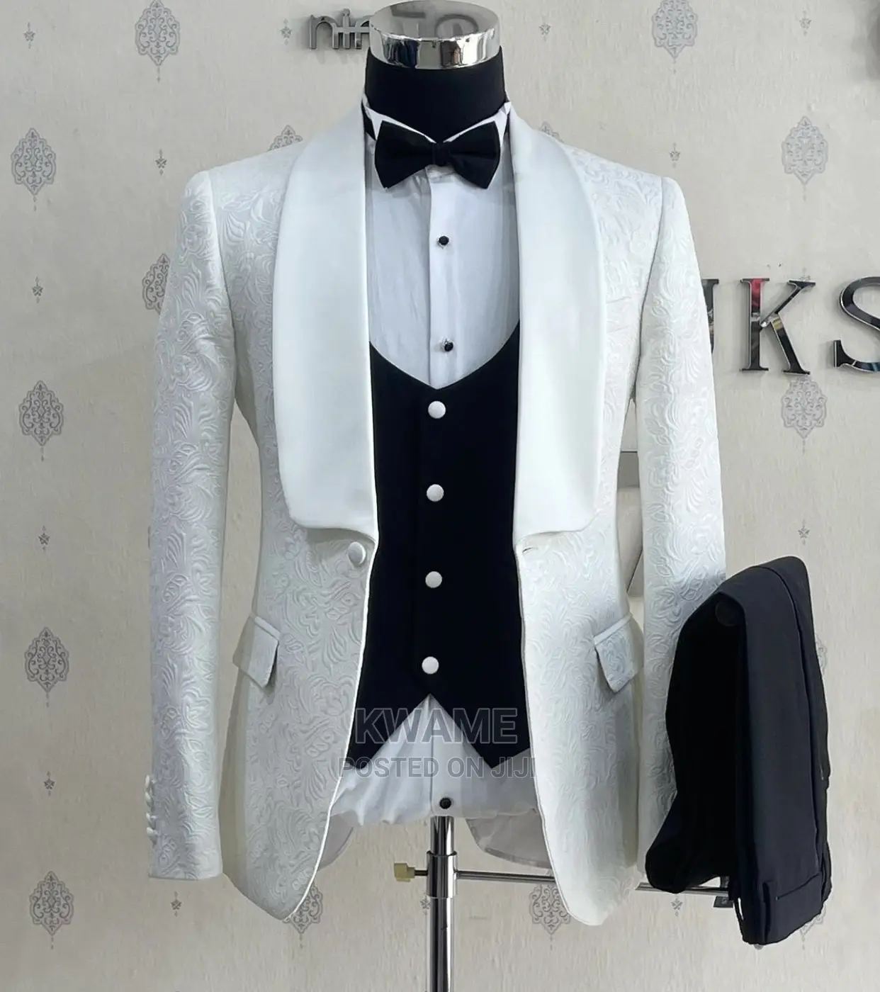 Trendy Suits for Wedding Occasions