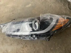 Hyundai Electra Front Light 2016/18