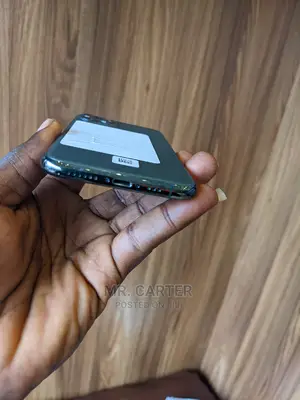 New Apple iPhone 11 Pro 64 GB Green