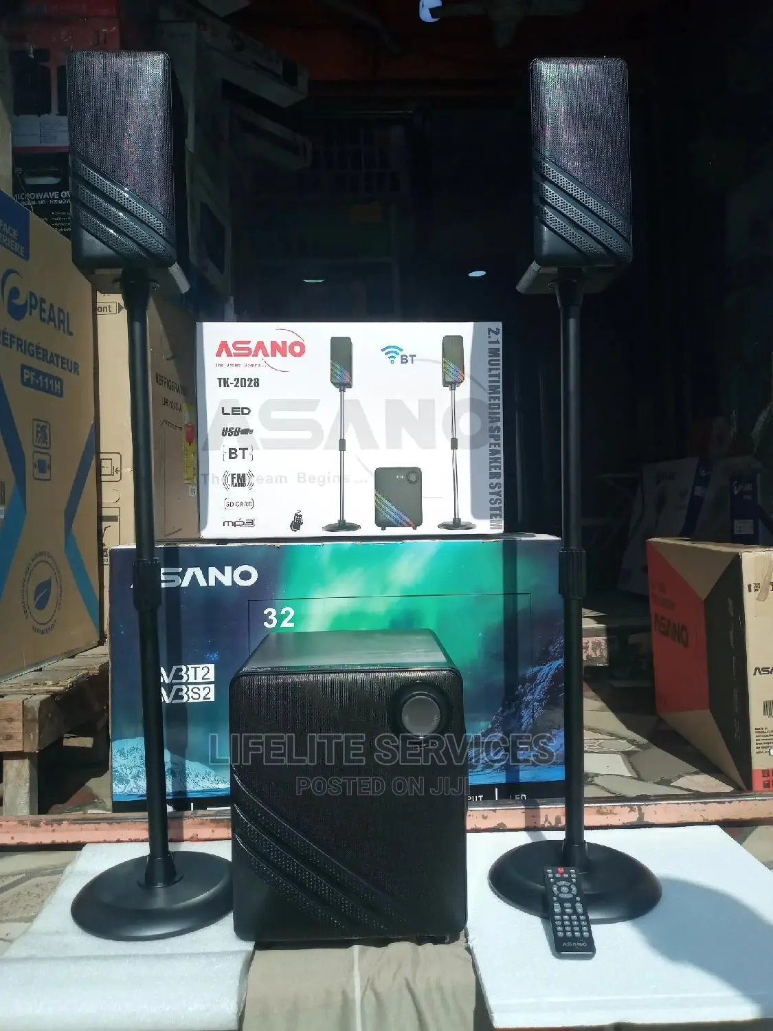 Sleek Tower Speakers With Bluetooth
