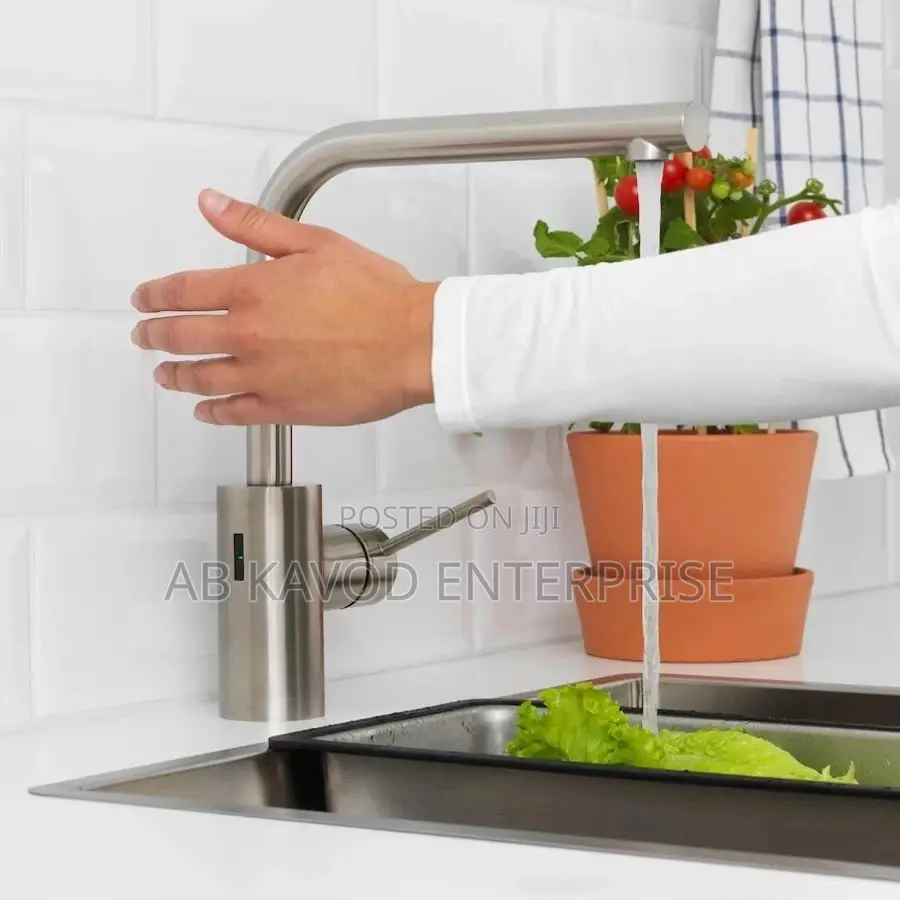 Kitchen Faucet With Sensor