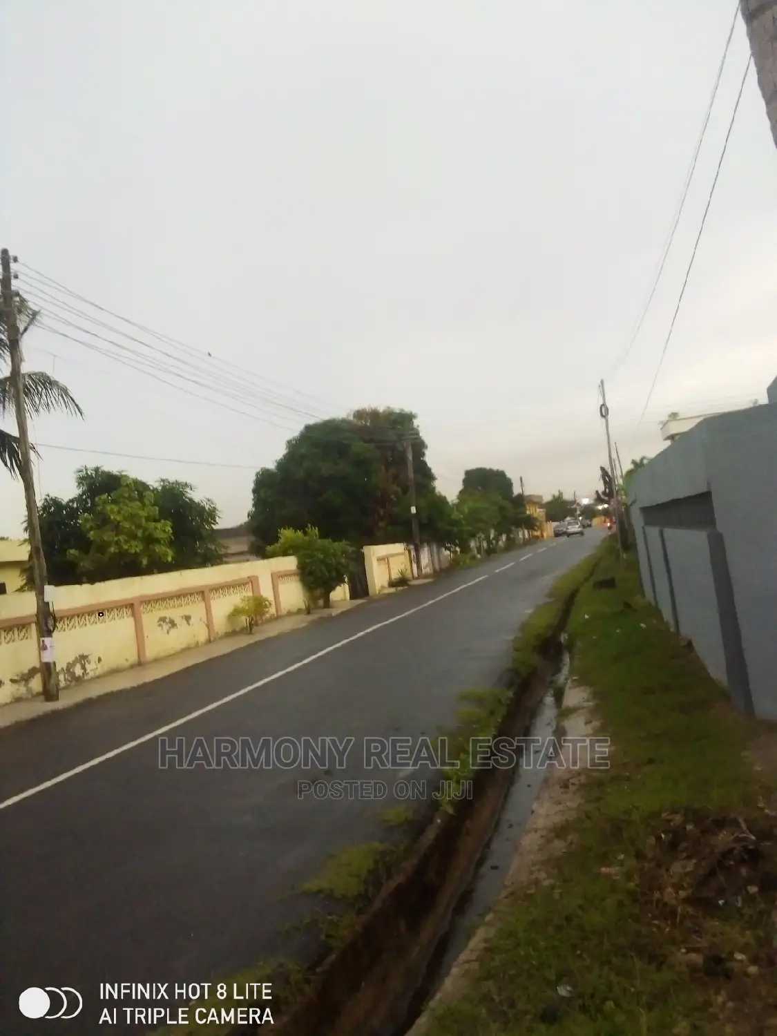 6bdrm House in Dzorwulu for sale