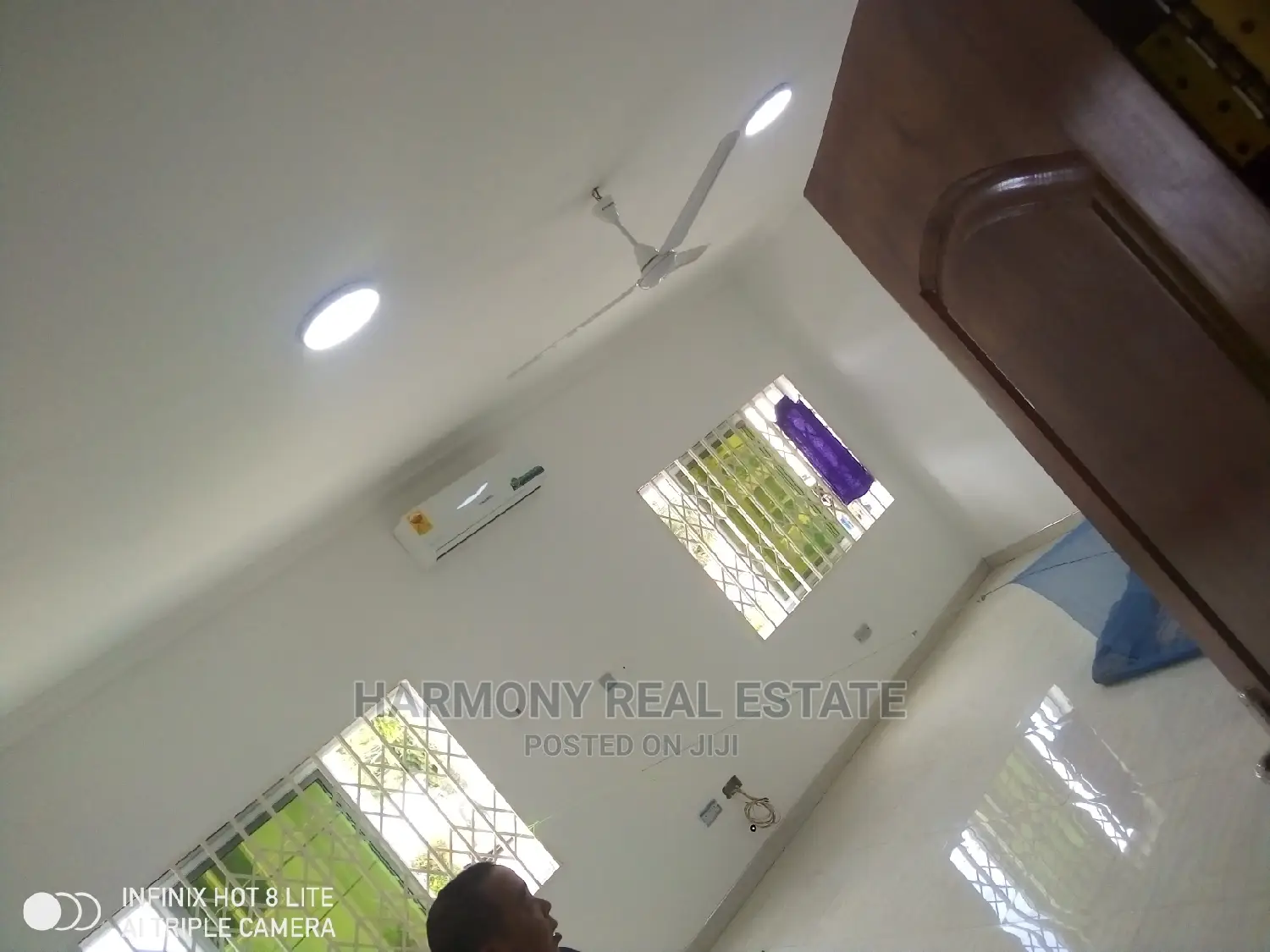 6bdrm House in Dzorwulu for sale