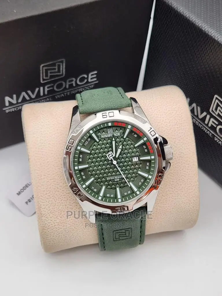 Classic Vintage NAVIFORCE Men's Comfy Outdoor Watch