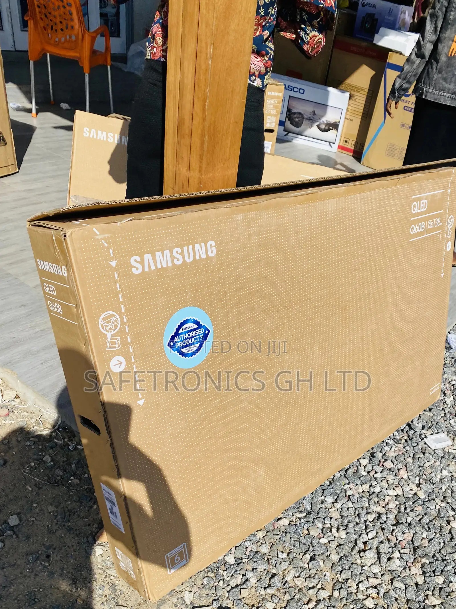 Best Sales on Samsung Q60B 55 Inches Glossy QLED 
