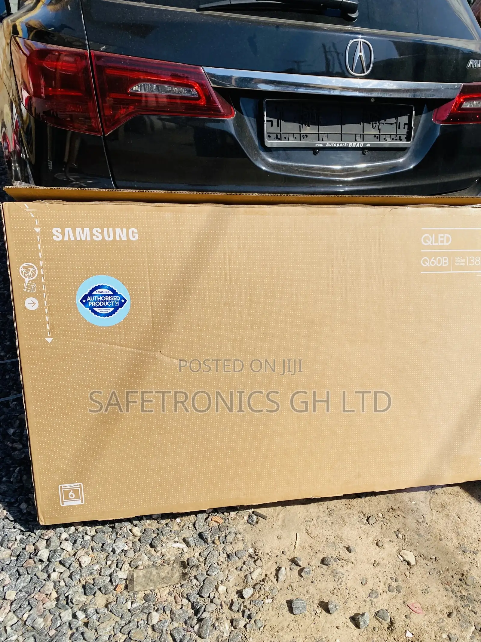 Unique Samsung 55 Inches Glossy QLED Clear Q60B Tv 