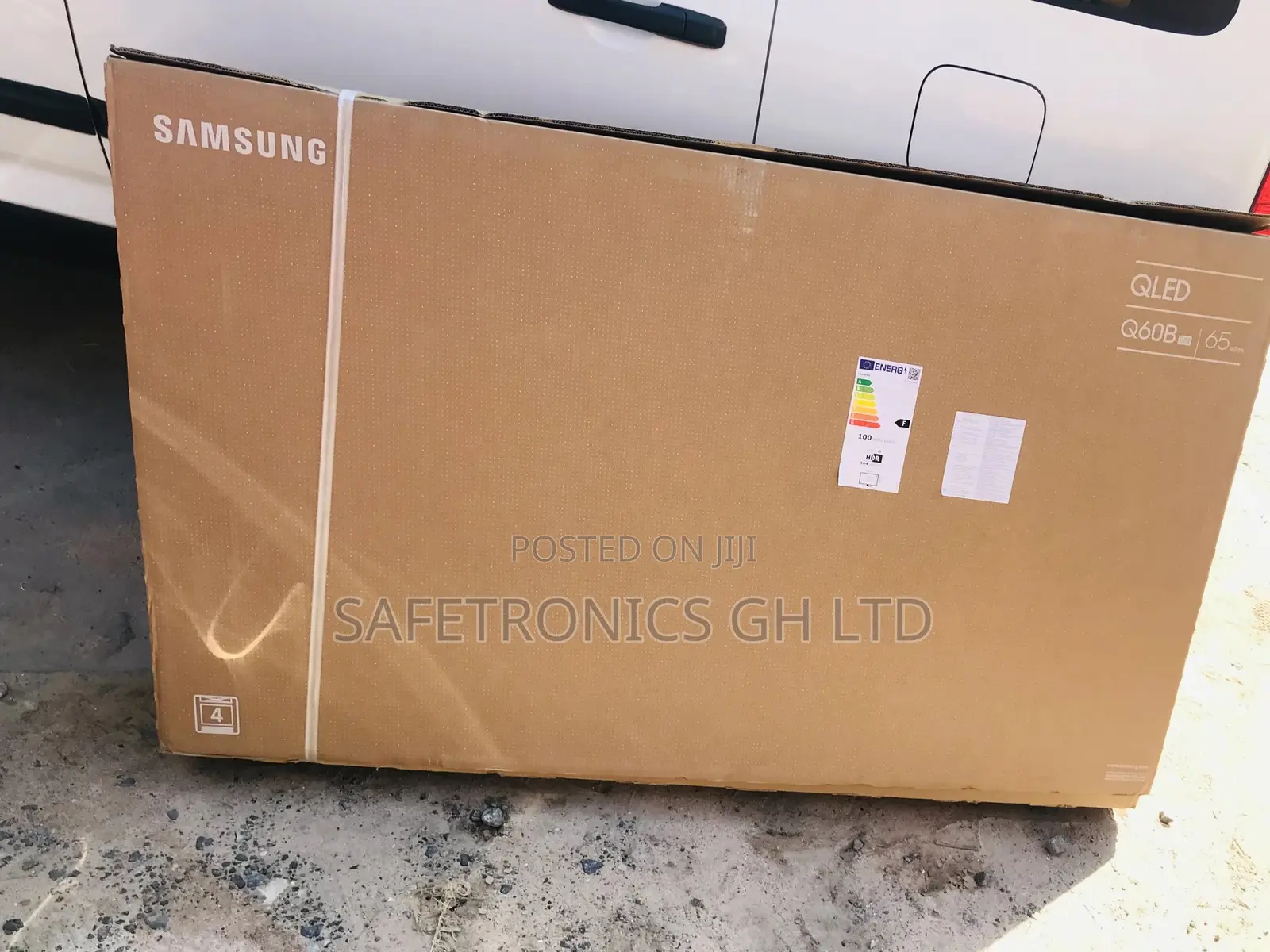 Neat Quality Qled 65 Inches Glossy Samsung Q60b Tv