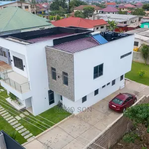 4bdrm Duplex in Dr Roko, The Mall for sale