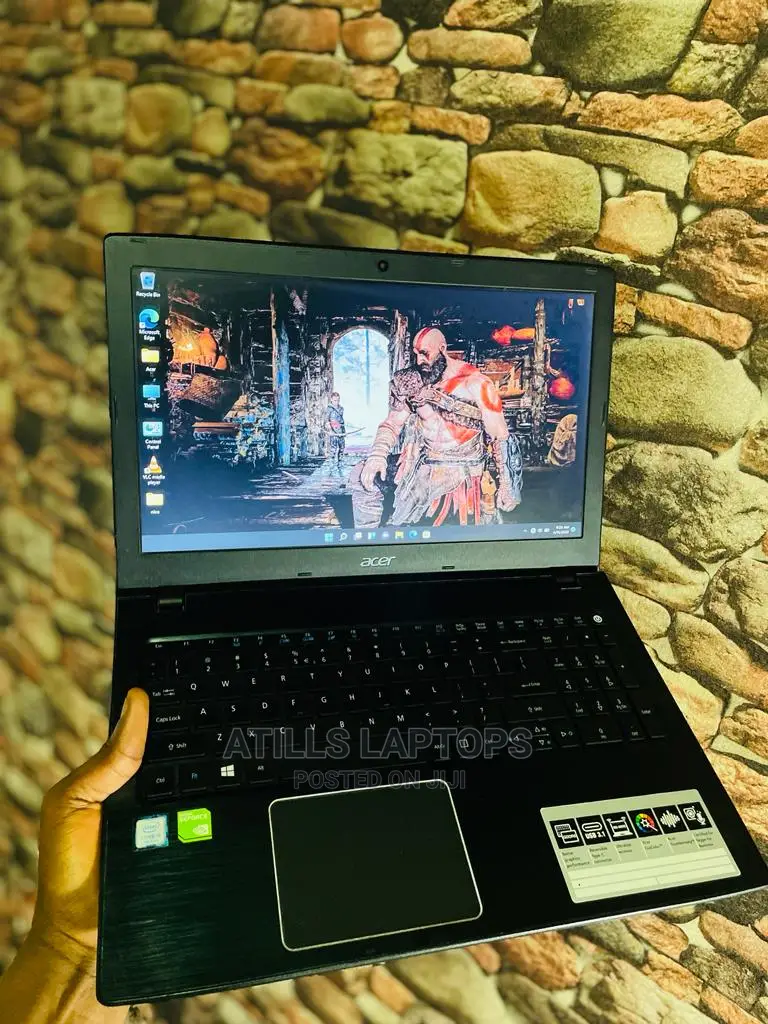 Laptop Acer Aspire E5-575g 8GB Intel Core I5 SSHD (Hybrid) 1T