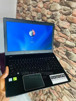 Laptop Acer Aspire E5-575g 8GB Intel Core I5 SSHD (Hybrid) 1T