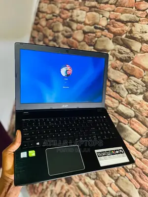 Laptop Acer Aspire E5-575g 8GB Intel Core I5 SSHD (Hybrid) 1T