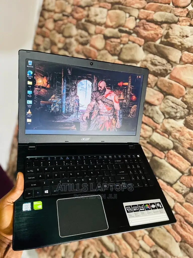 Laptop Acer Aspire E5-575g 8GB Intel Core I5 SSHD (Hybrid) 1T