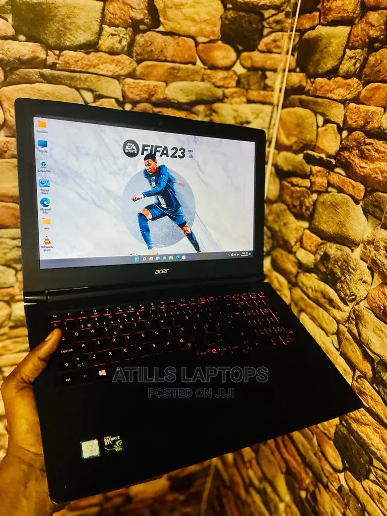 Laptop Acer Aspire VN7-592G 12GB Intel Core I7 SSD 512GB