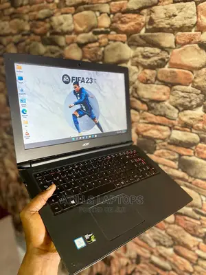 Laptop Acer Aspire VN7-592G 12GB Intel Core I7 SSD 512GB