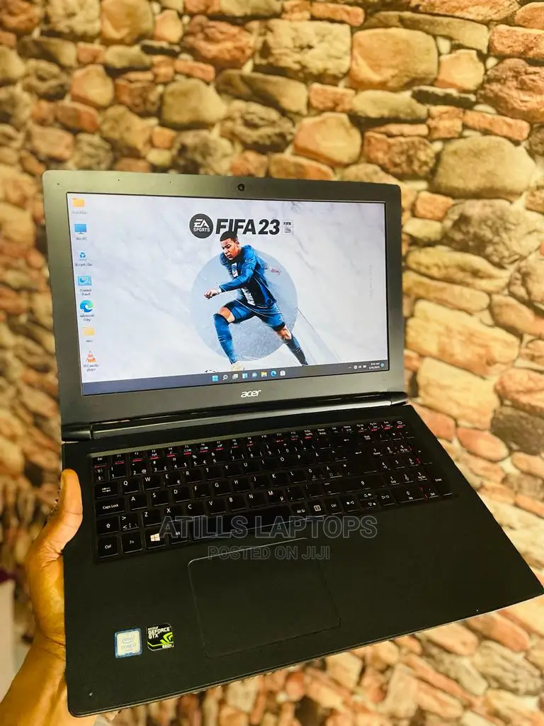 Laptop Acer Aspire VN7-592G 12GB Intel Core I7 SSD 512GB