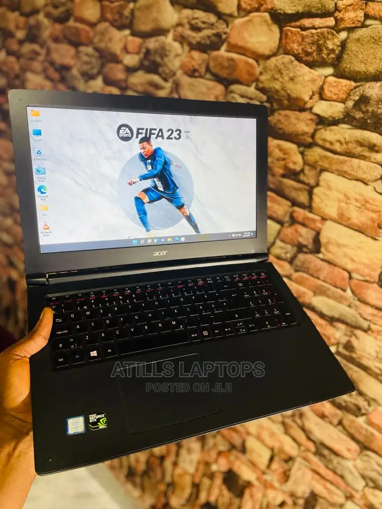 Laptop Acer Aspire VN7-592G 12GB Intel Core I7 SSD 512GB