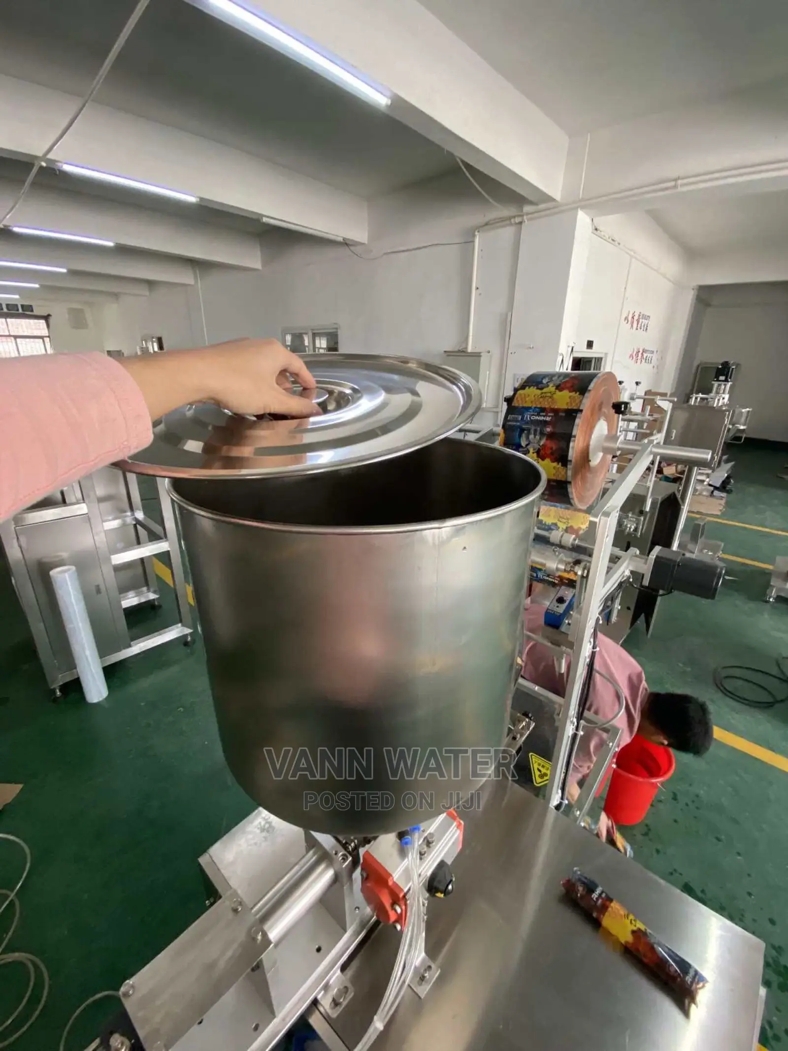 Ice Cream/Honey Filling Machine