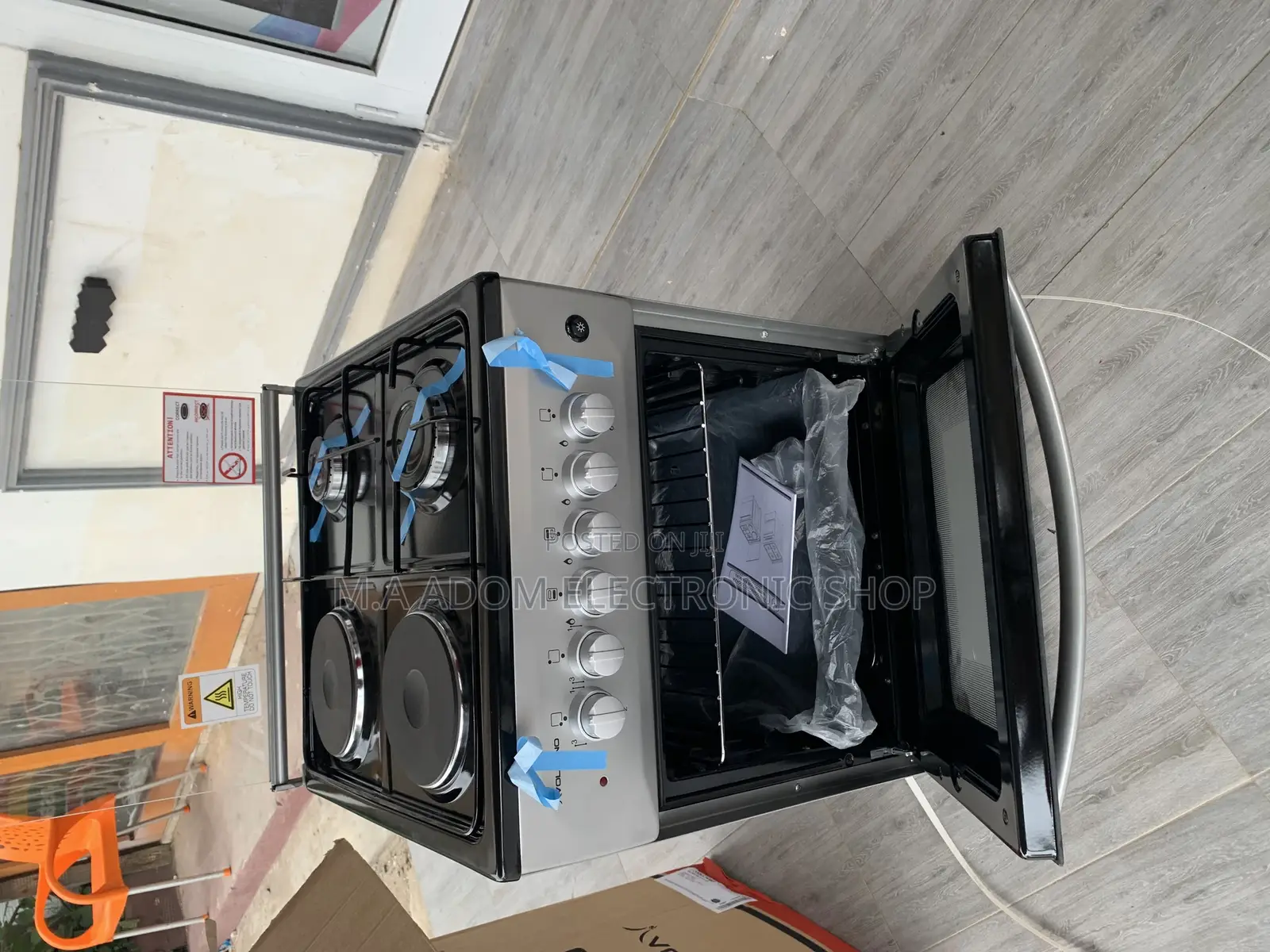 Top Awesome Volcano 50x50 ( 2x2) Silver Gas Cooker
