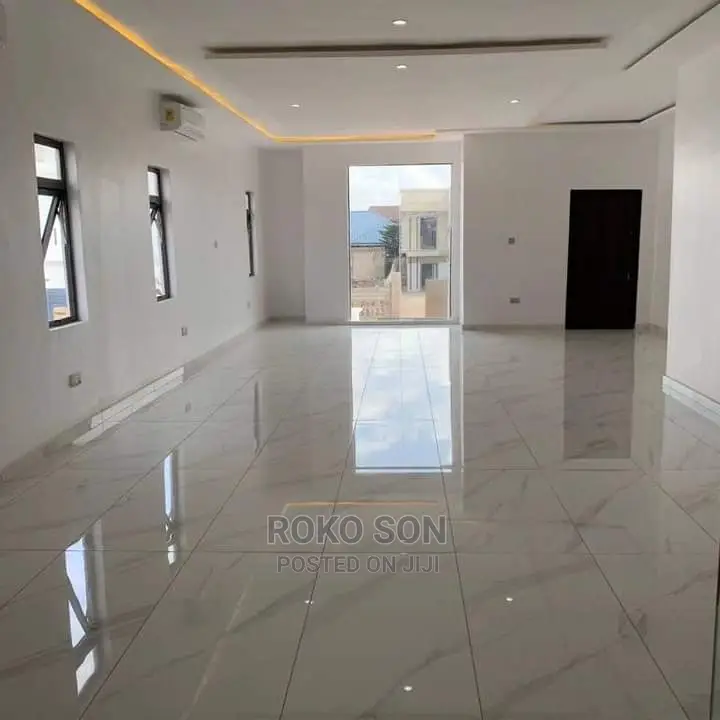 4bdrm Duplex in Dr Roko, East Legon for sale