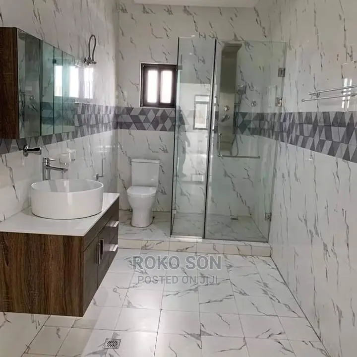 4bdrm Duplex in Dr Roko, East Legon for sale