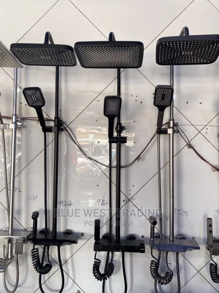 Black Shower With Temperature Indicator - Piano Style Shower