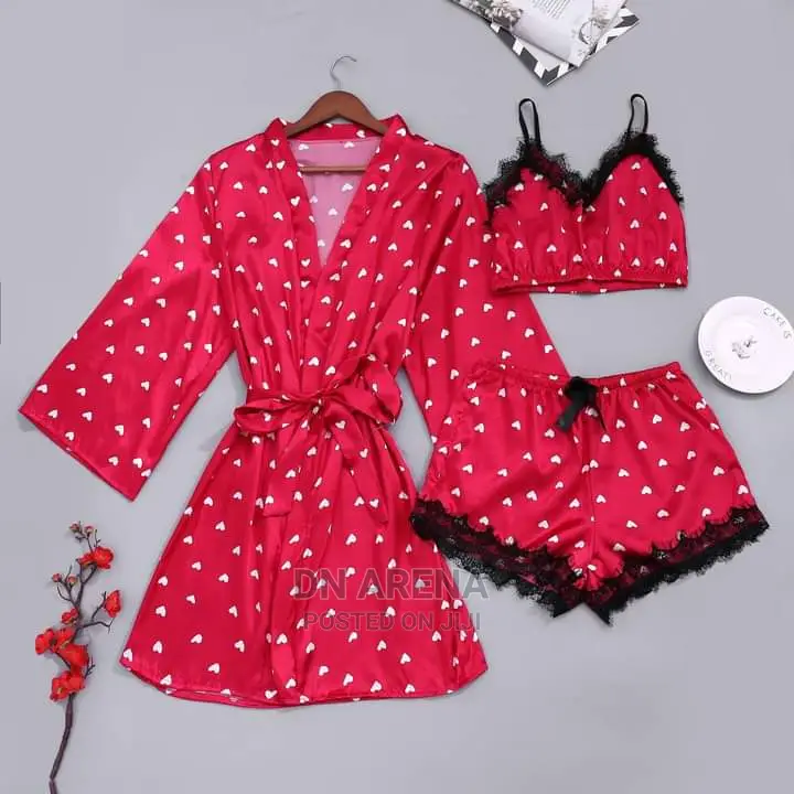 Quality Ladies Lounge Wear With Robe