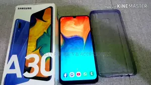 New Samsung Galaxy A30 32 GB Black