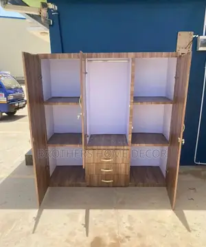 3 In One Wardrobe Very Clean And Neat