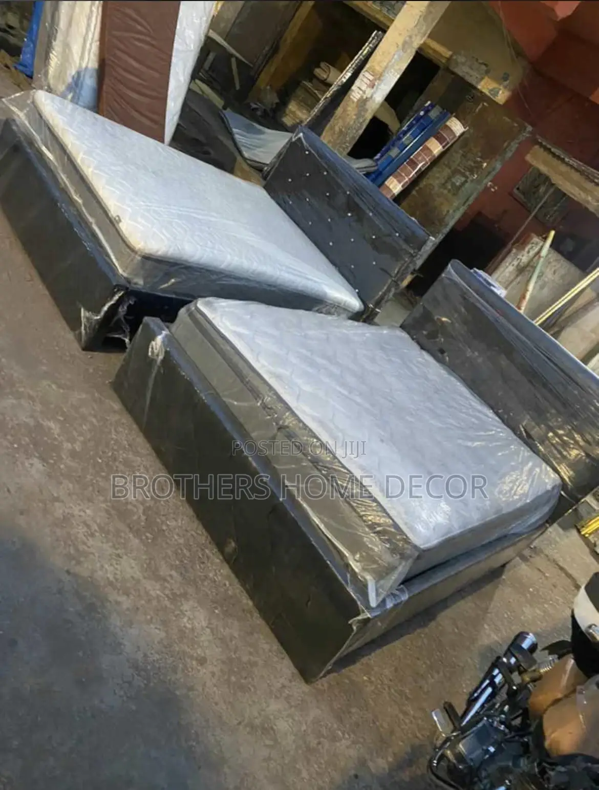 Bedframe and Mattress