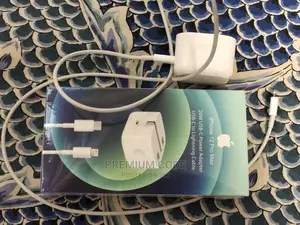 Photo - iPhone Type C Charger
