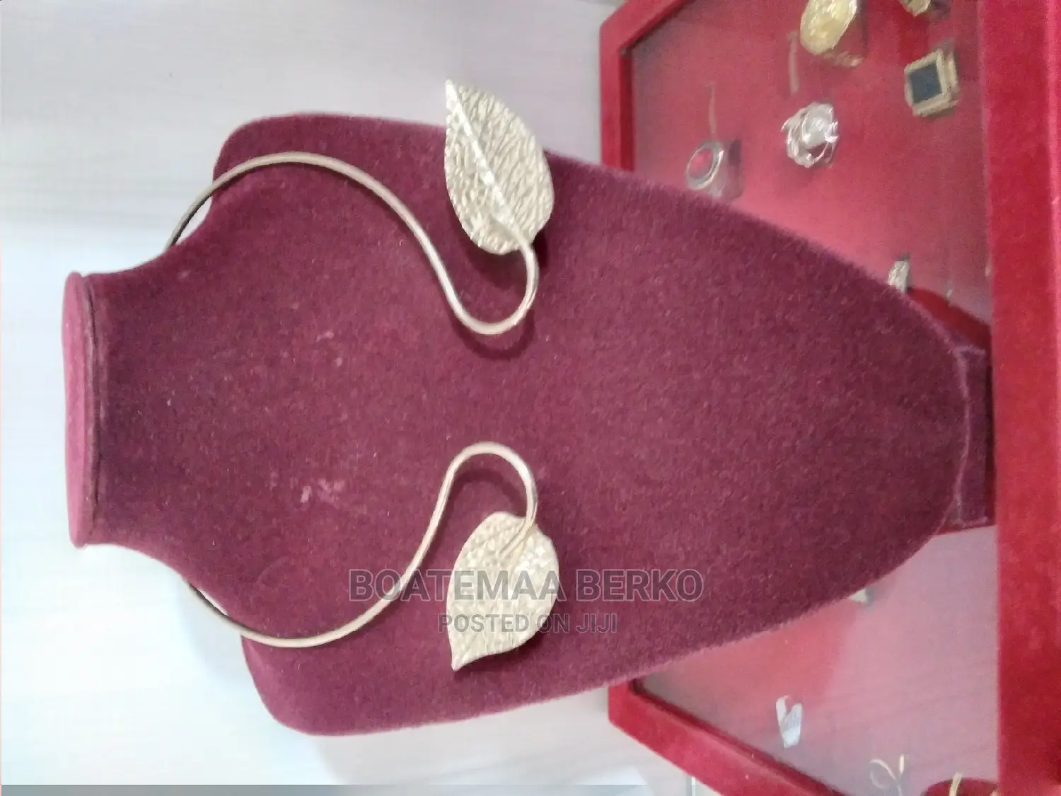 Women's Necklace