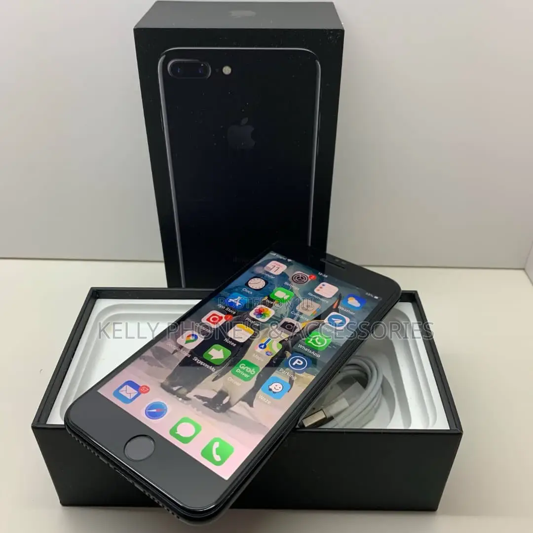 New Apple iPhone 7 Plus 32 GB Black