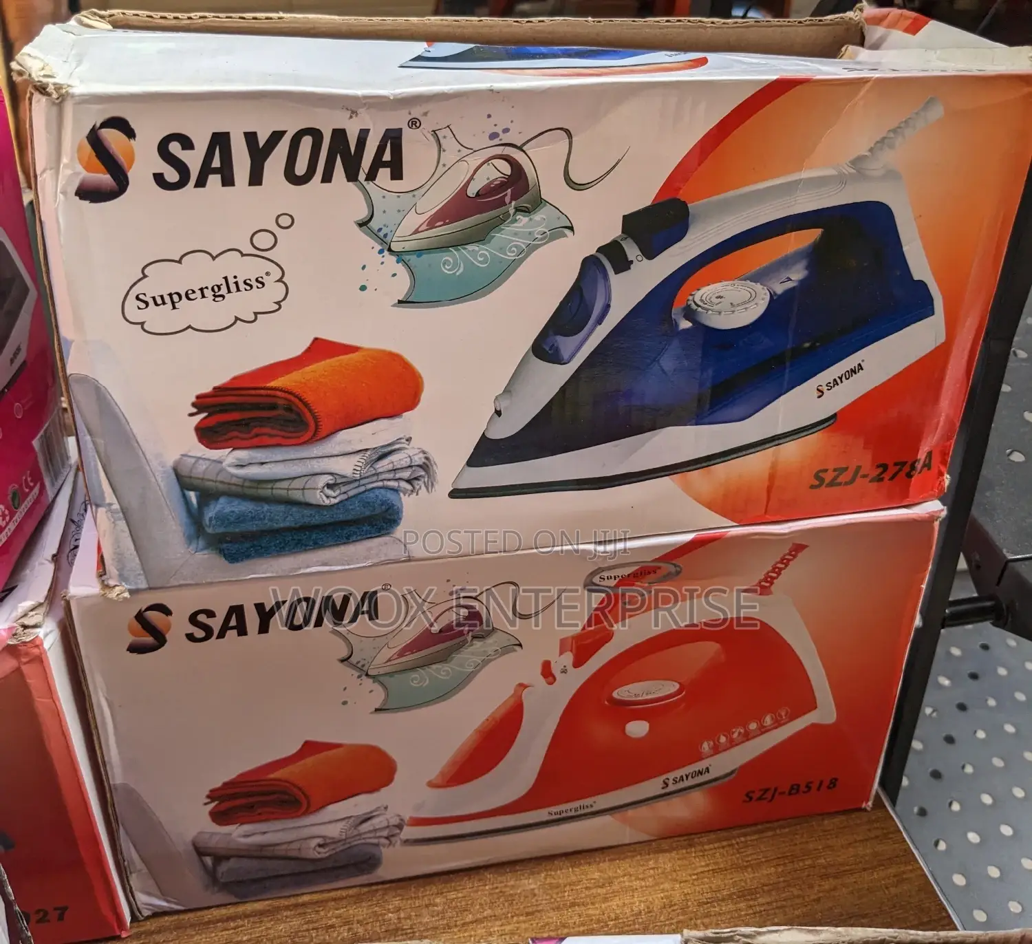 Sayona Steam Iron