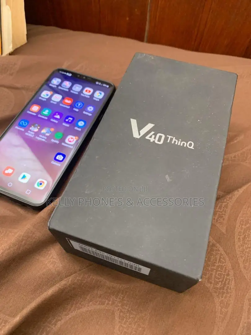 New LG V40 ThinQ 128 GB Black