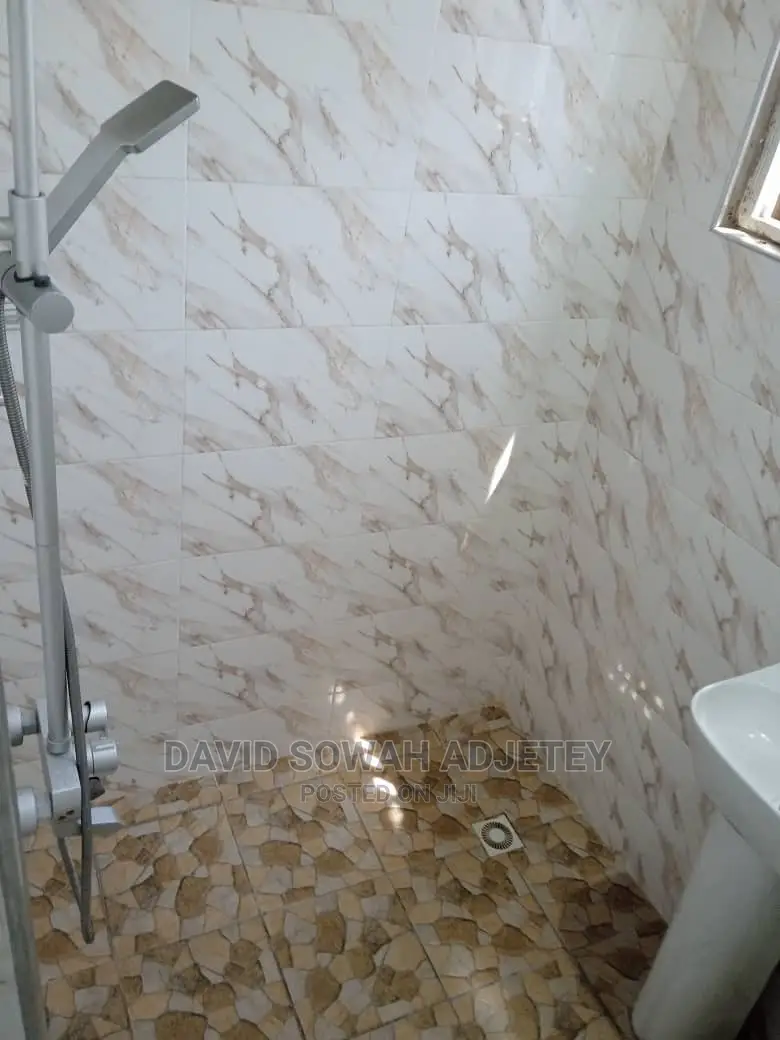 2bdrm Apartment in Anglican, Teshie for rent
