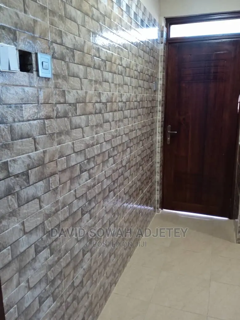 2bdrm Apartment in Anglican, Teshie for rent