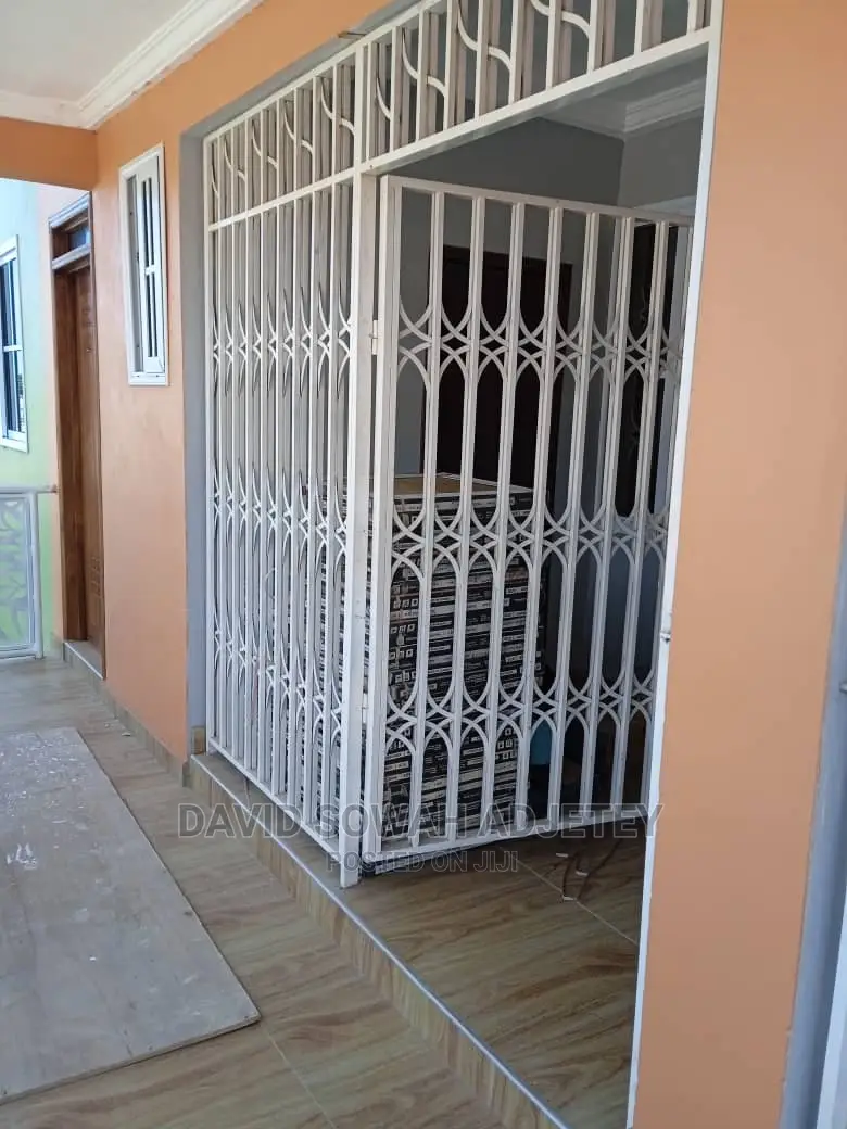 2bdrm Apartment in Anglican, Teshie for rent