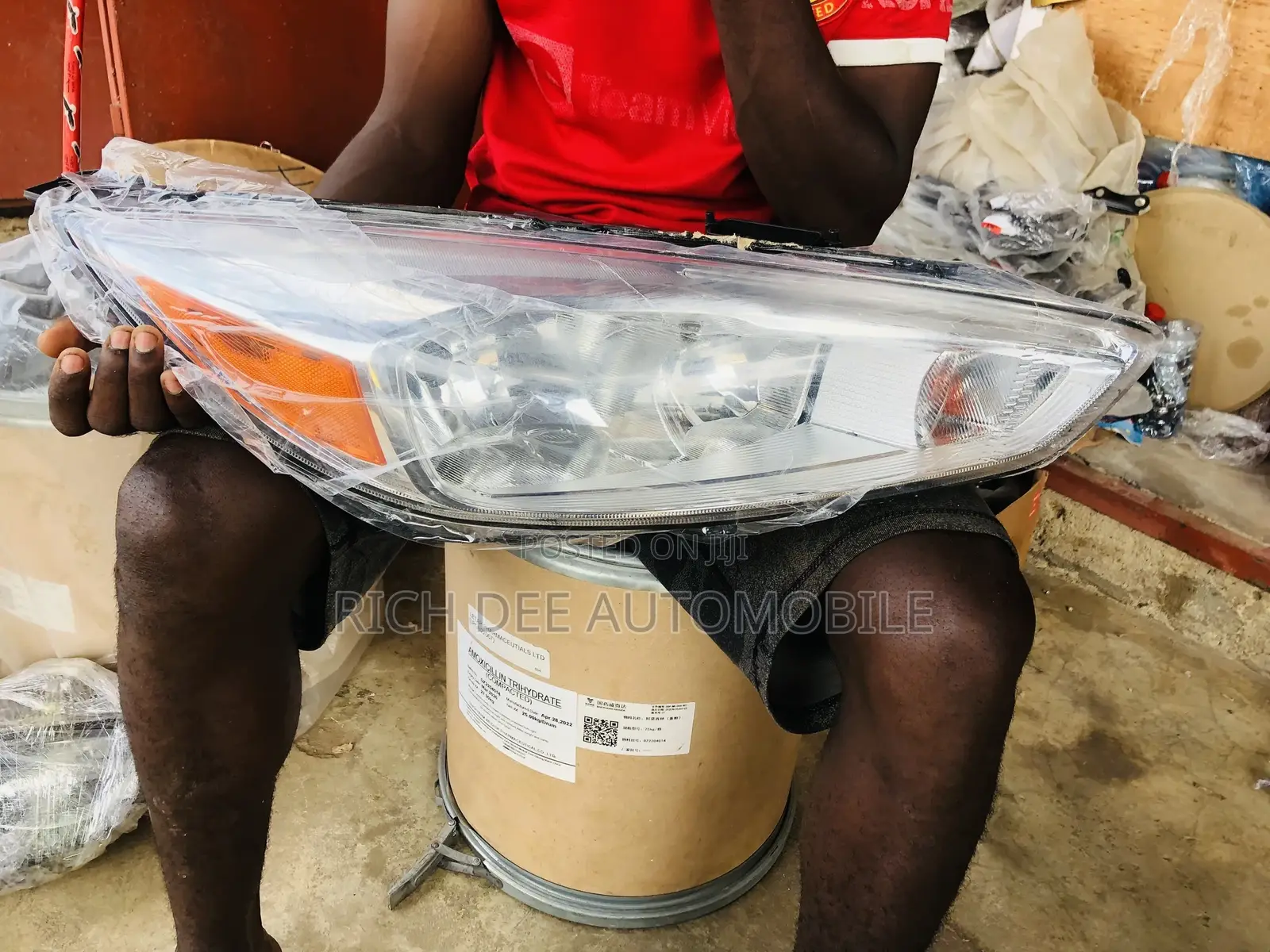 Ford Focus 2016 Headlight Pair