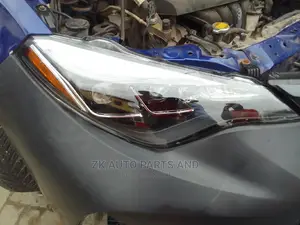 Toyota Corolla 2019- 20 Sports Headlights