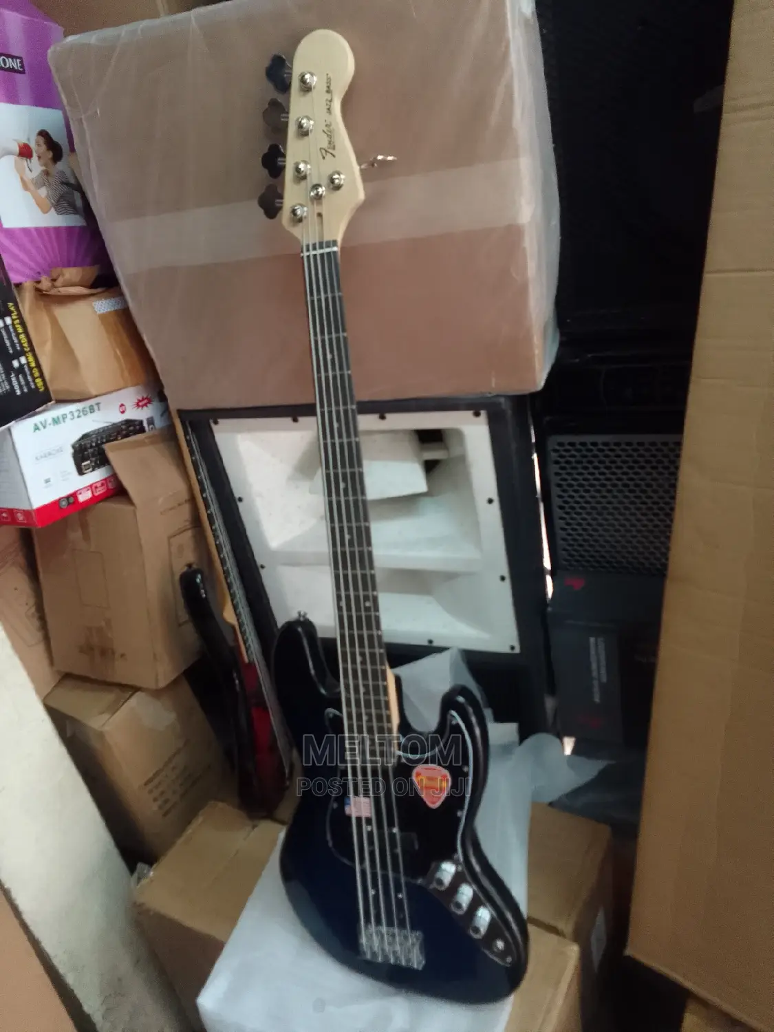 Bass Guitar 5 Strings