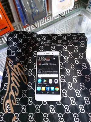 Huawei Y7 Prime 64 GB Gold