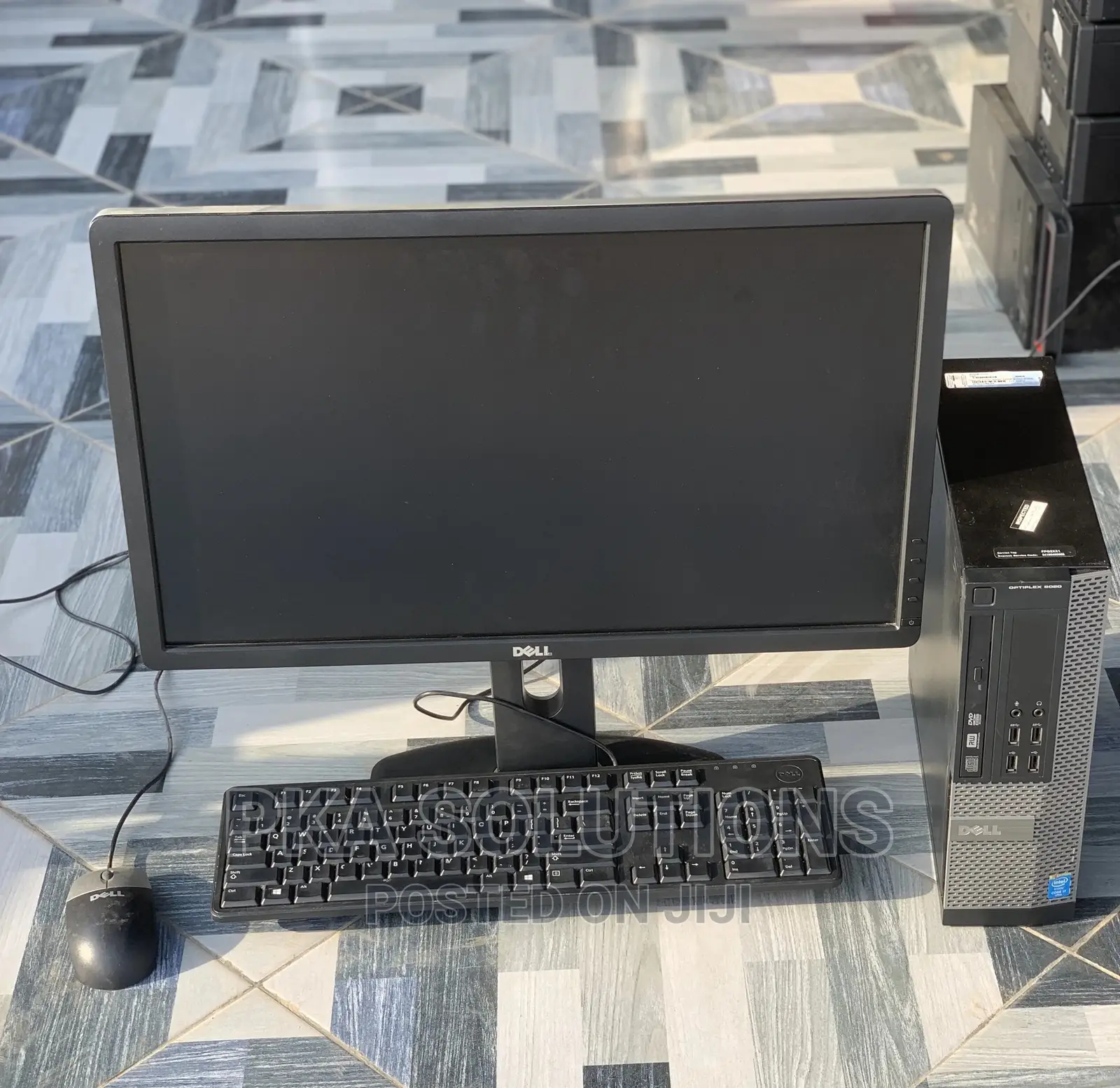 Desktop Computer Dell 4GB Intel Core I3 HDD 250GB