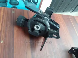 Taiwan Engine Seat for Toyota Corolla